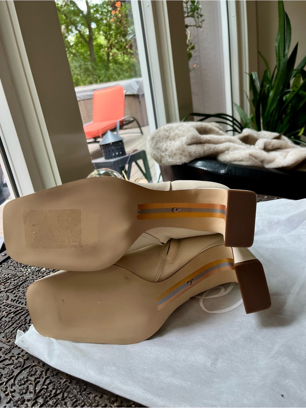 NEW SAM EDELMAN IRIE SQUARE TOE ANKLE BOOTIES IVORY LEATHER 8.5 - Picture 7 of 7